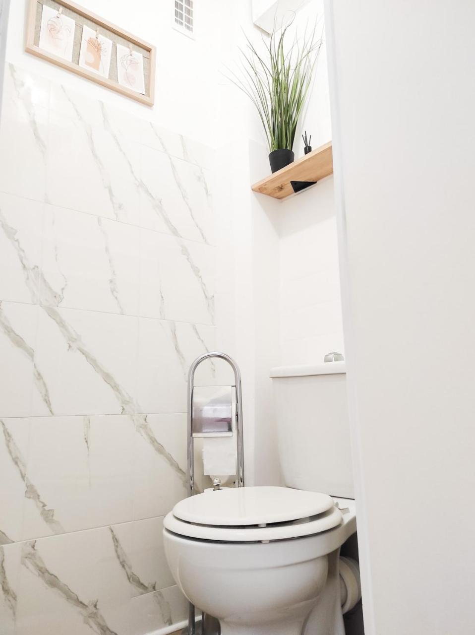 Le Cosy Valcros, Design Et Confort Aix-en-Provence Bagian luar foto