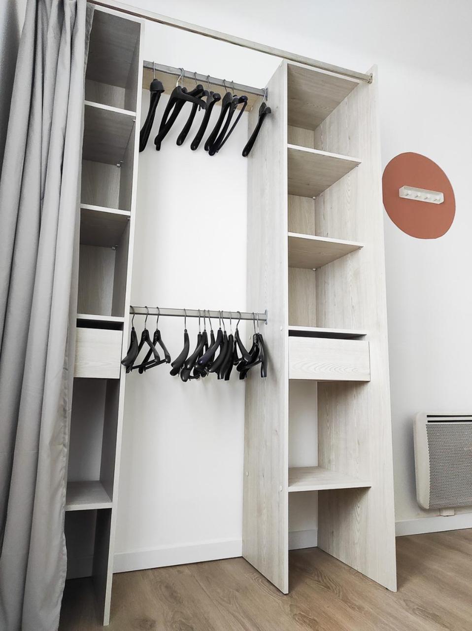 Le Cosy Valcros, Design Et Confort Aix-en-Provence Bagian luar foto