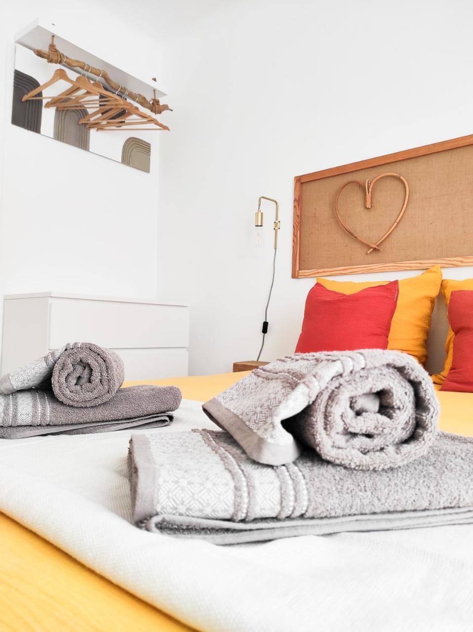 Le Cosy Valcros, Design Et Confort Aix-en-Provence Bagian luar foto